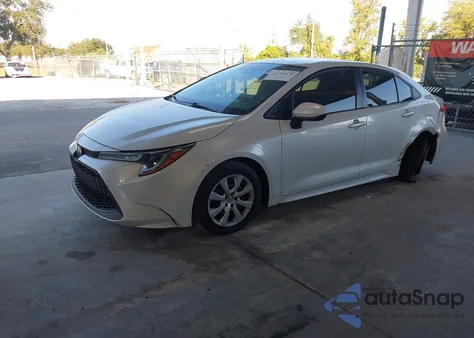 2022 Toyota Corolla Le z USA, uszkodzony, nr VIN JTDEPMAE8N3003477